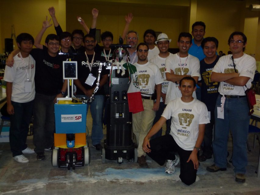 teams_Singapore_Mexico_RoboCup_Turquia_2011
